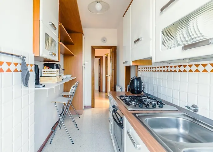 Apartment Eur-motagnola Attico 2bedr 280 Terrace View
